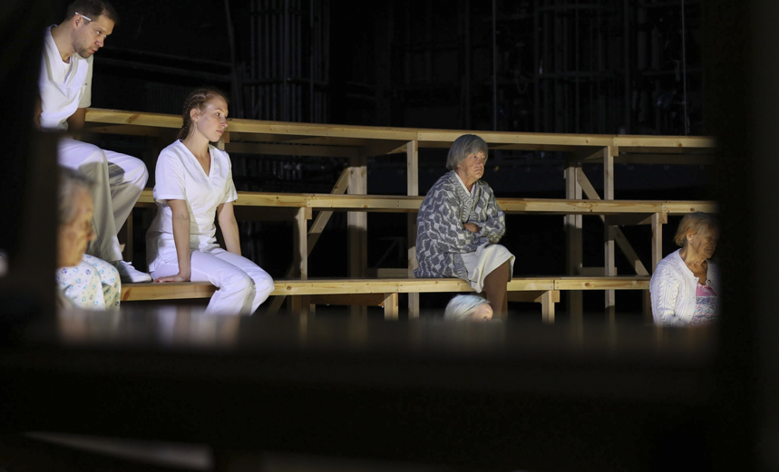 Ромео и Джульетта или милосердная земля