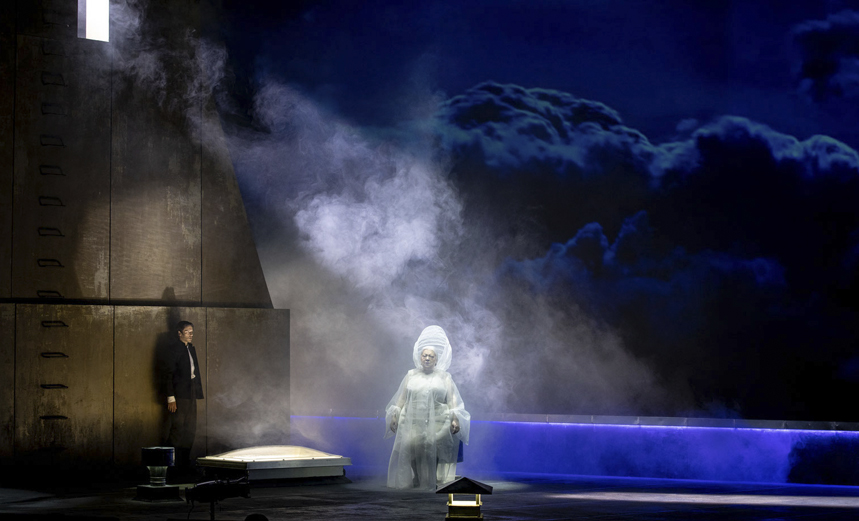 Жизнь впереди