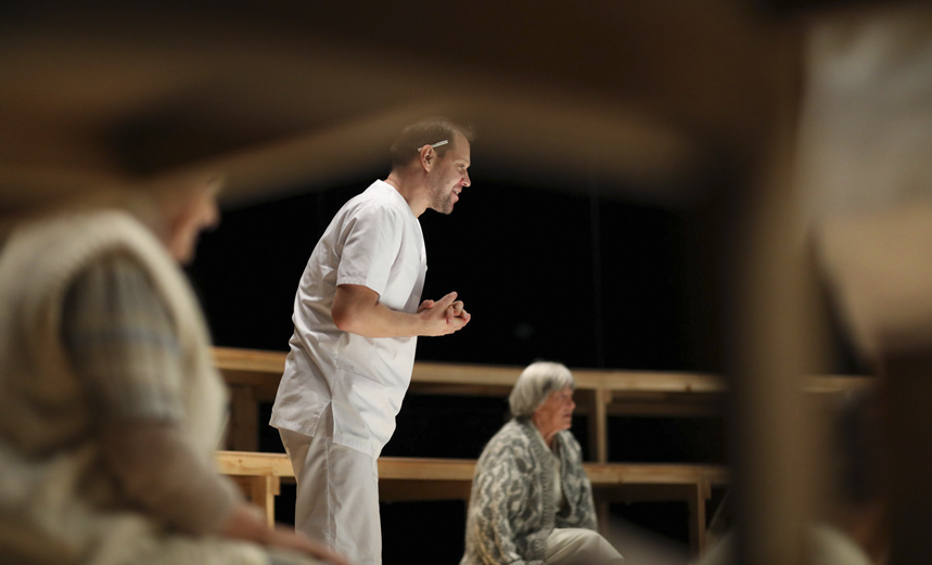 Ромео и Джульетта или милосердная земля