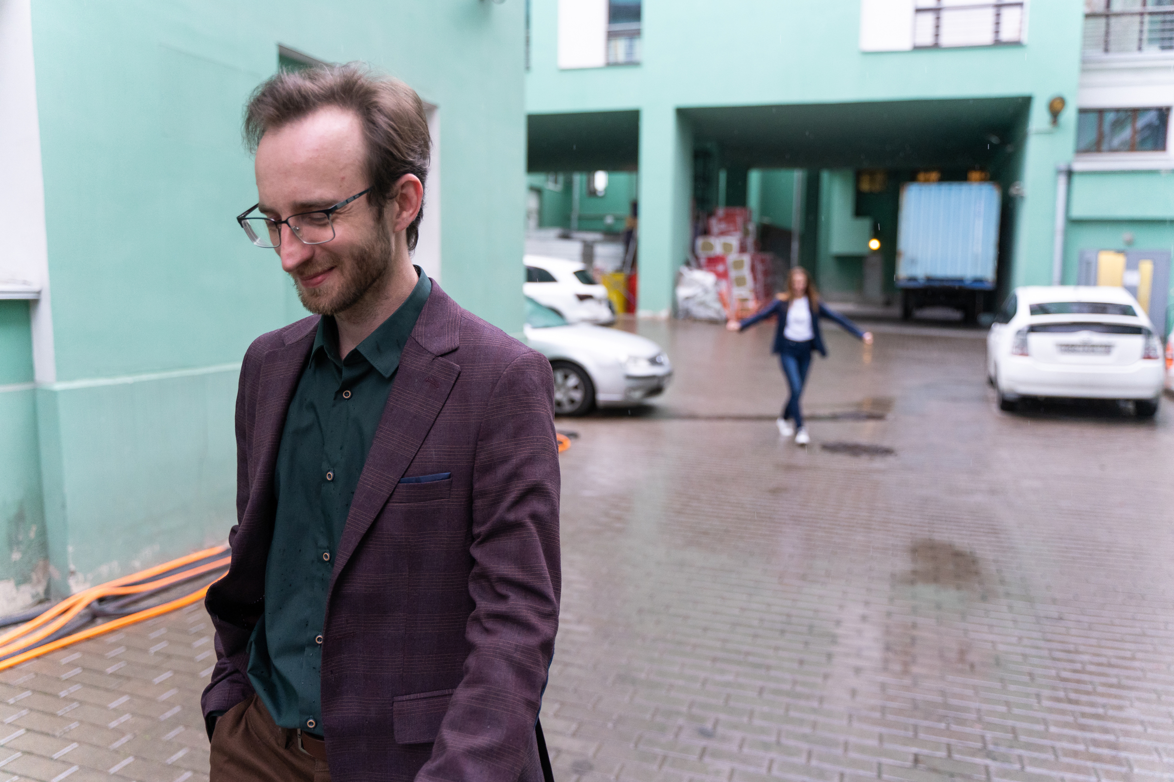 Лицом к стене