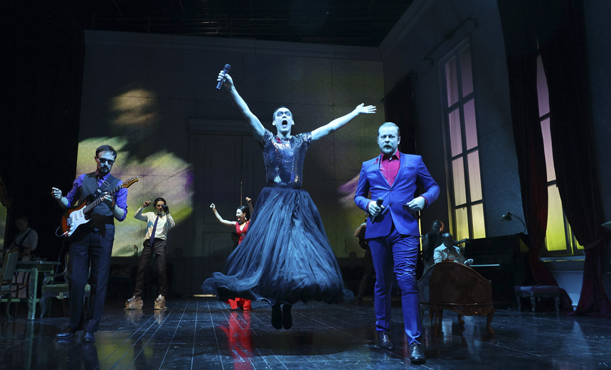 Жолдак Dreams: похитители чувств