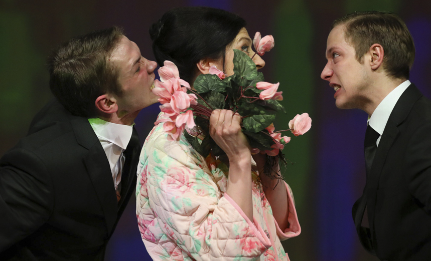 MotherFatherSistersBrother