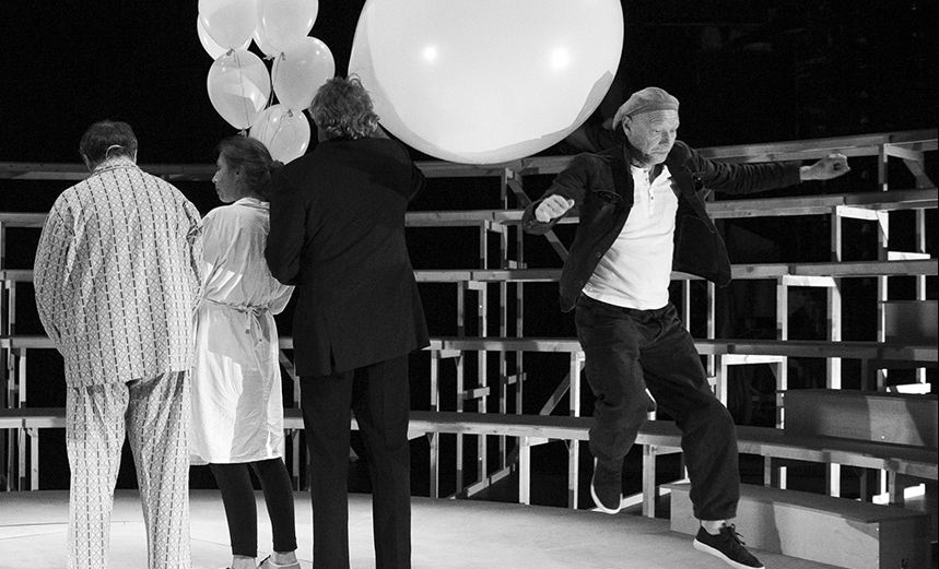 Ромео и Джульетта или милосердная земля